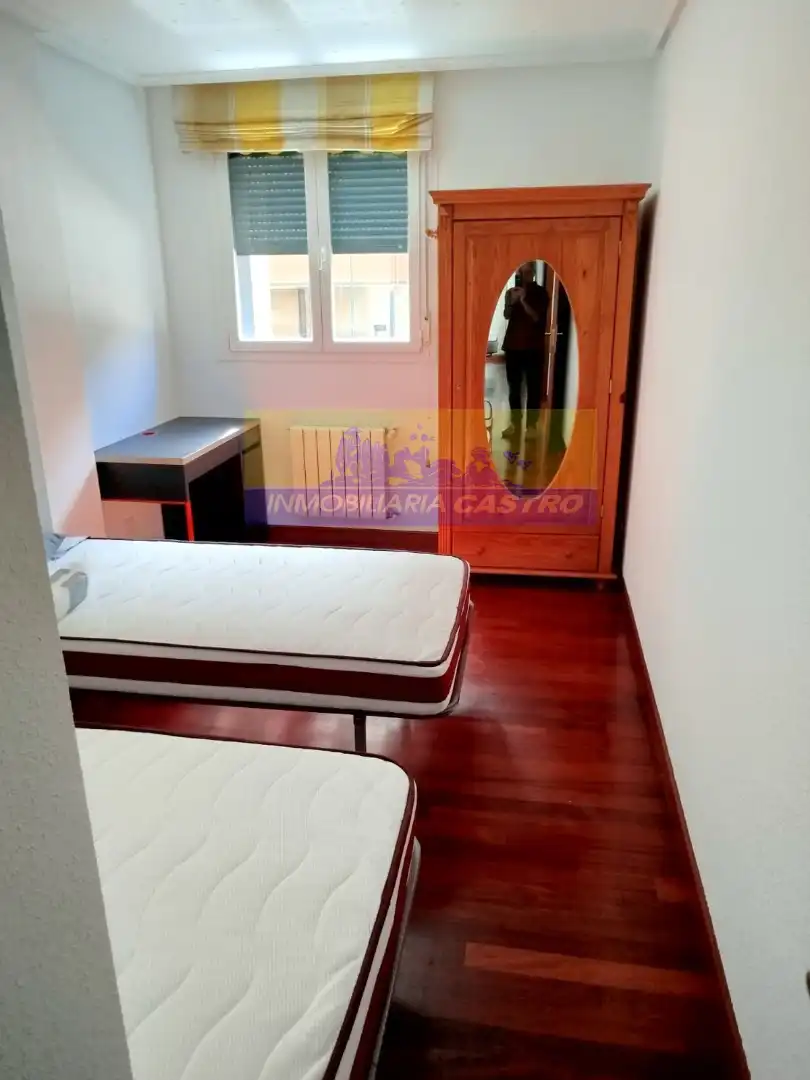 Schlafzimmer von Wohnung zur Miete in Castro-Urdiales mit Heizung, Möbliert und Balkon