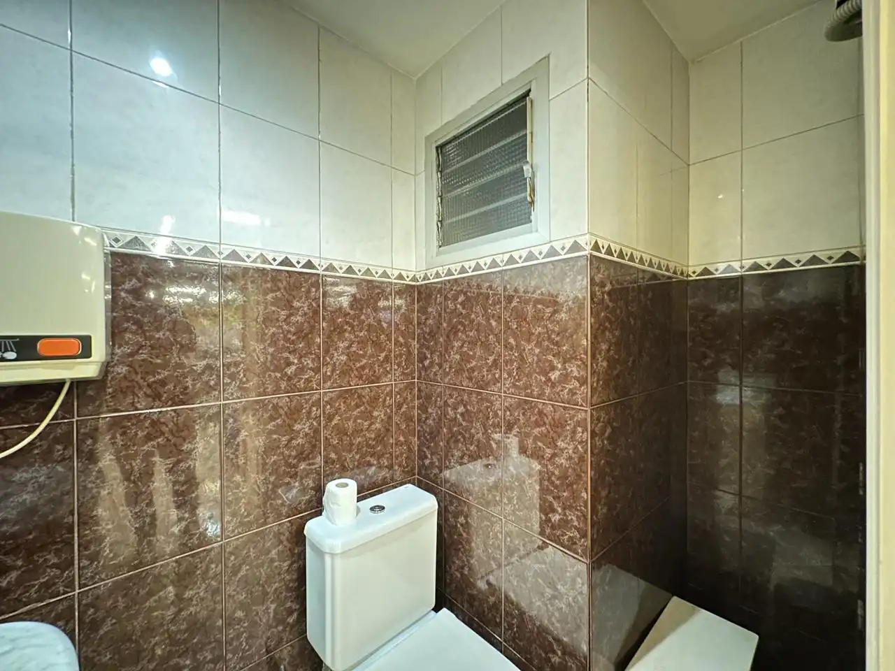 Bathroom of Office for sale in Alicante / Alacant  with Air Conditioner