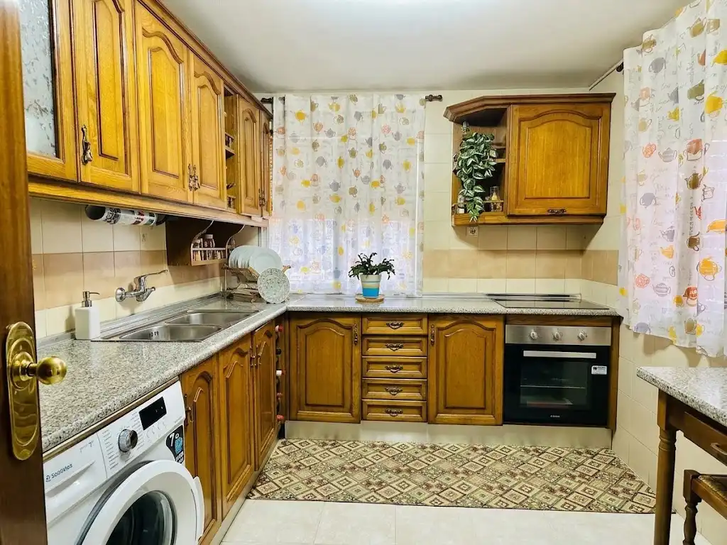 Appartamento con ascensore in vendita a Oeste