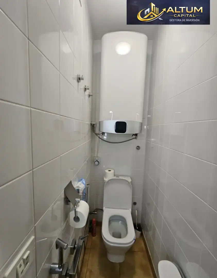 Badezimmer von Wohnung zum Verkauf in Arona mit Möbliert, Ofen und Waschmaschine