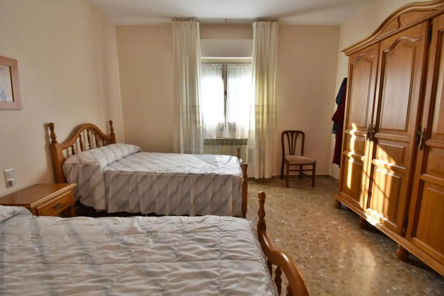 Dormitori de Casa o xalet en venda en Olmedo amb Calefacció, Jardí privat i Moblat