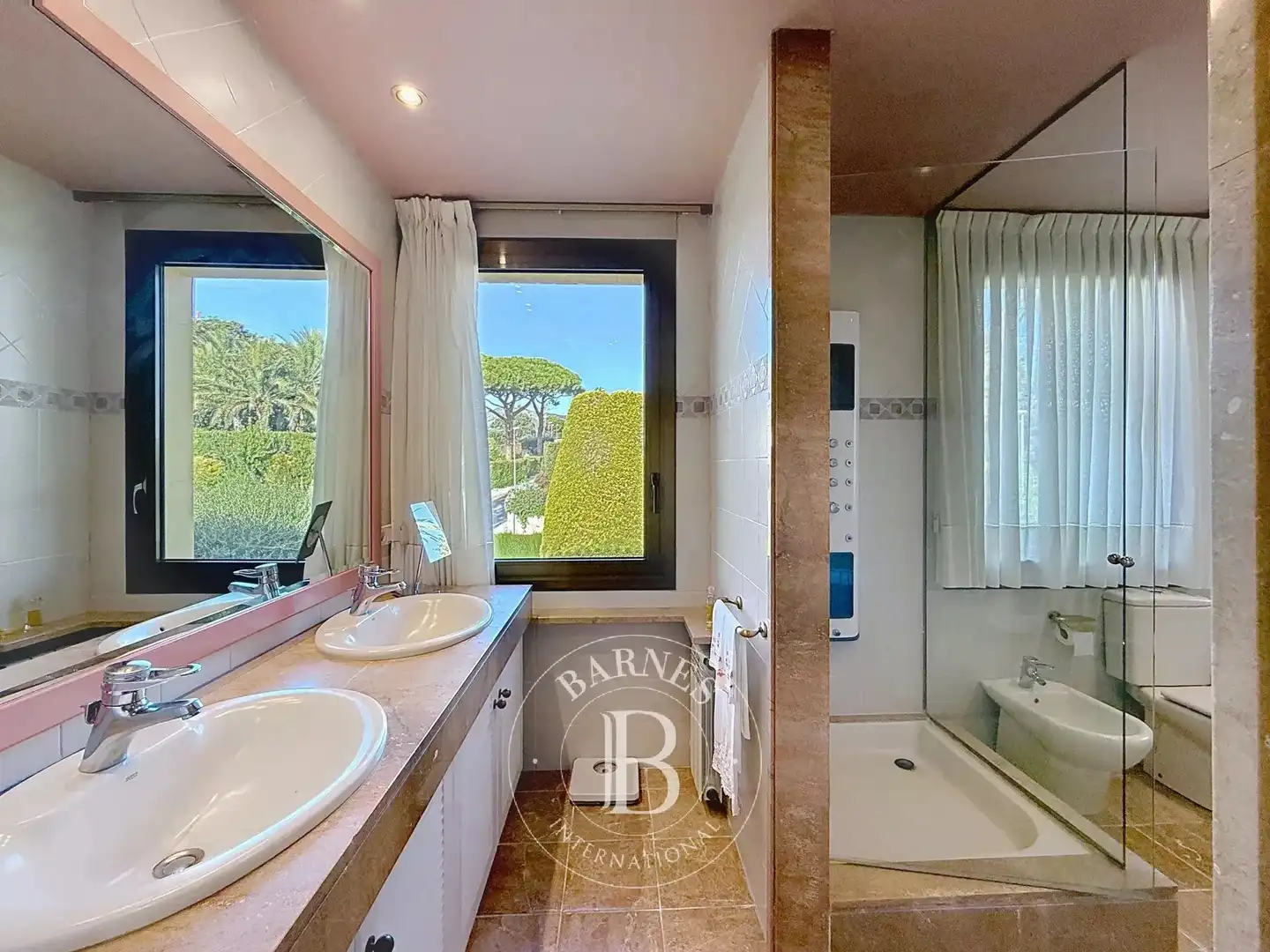 Baño de Casa o chalet en venta en Alella con Aire acondicionado, Calefacción y Jardín privado