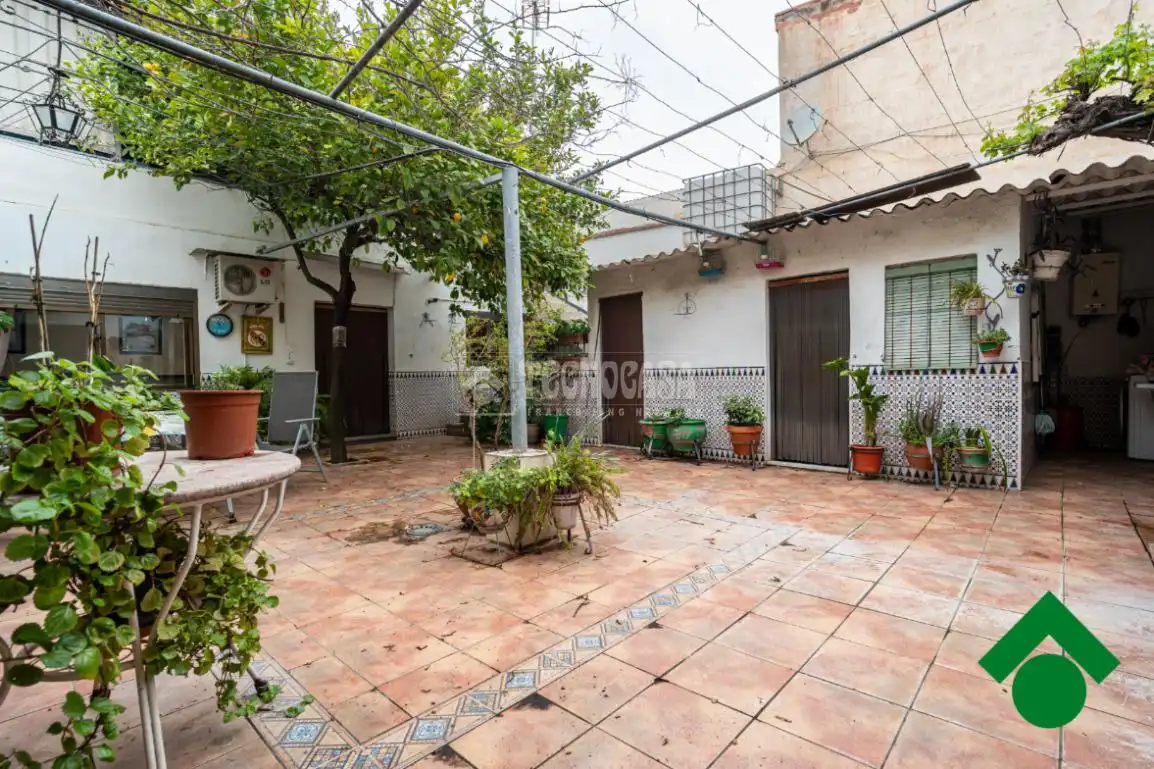 Casa adosada en venta en Atarfe