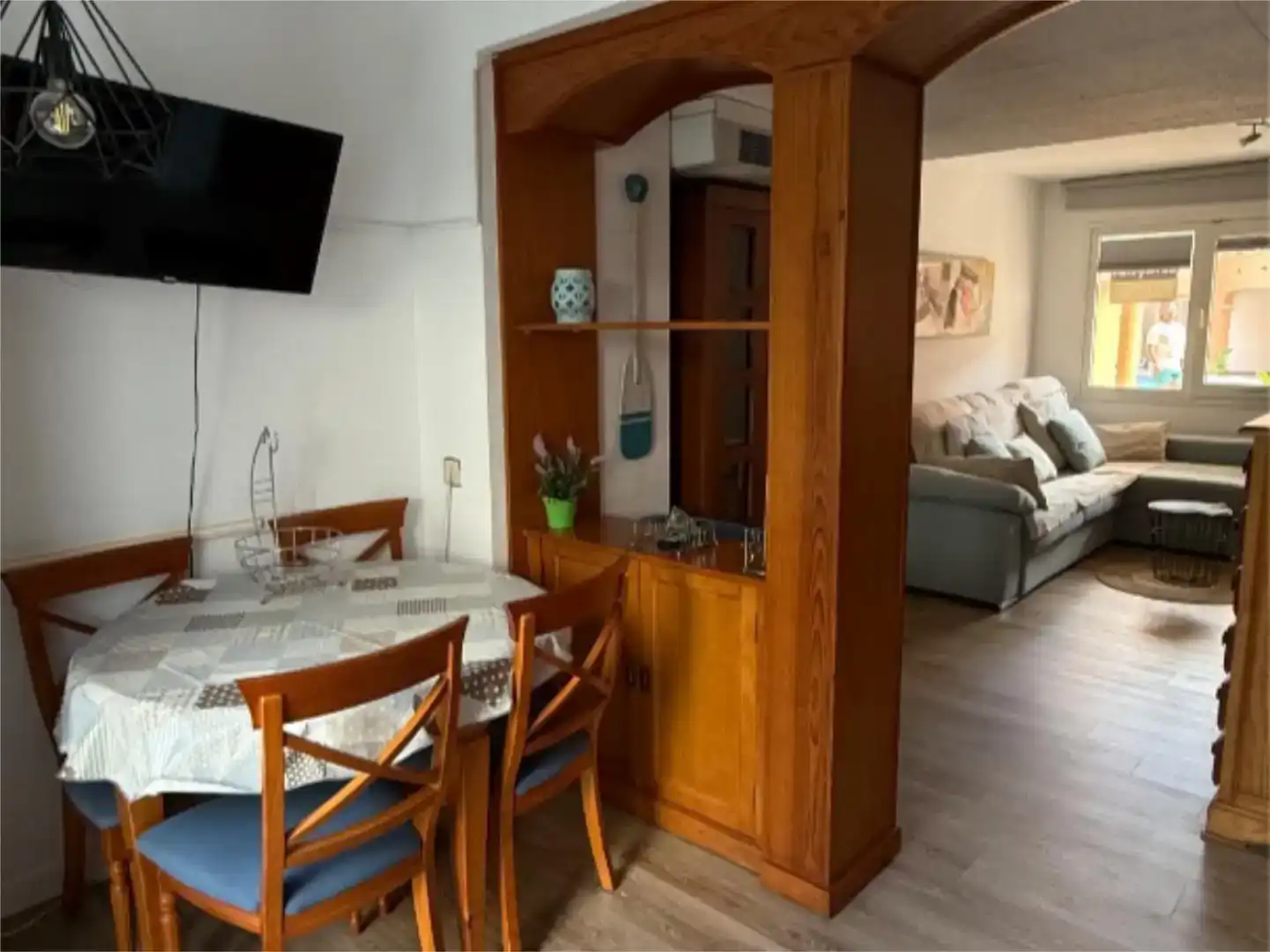 Menjador de Apartament de lloguer en Peñíscola / Peníscola amb Aire condicionat, Jardí privat i Parquet