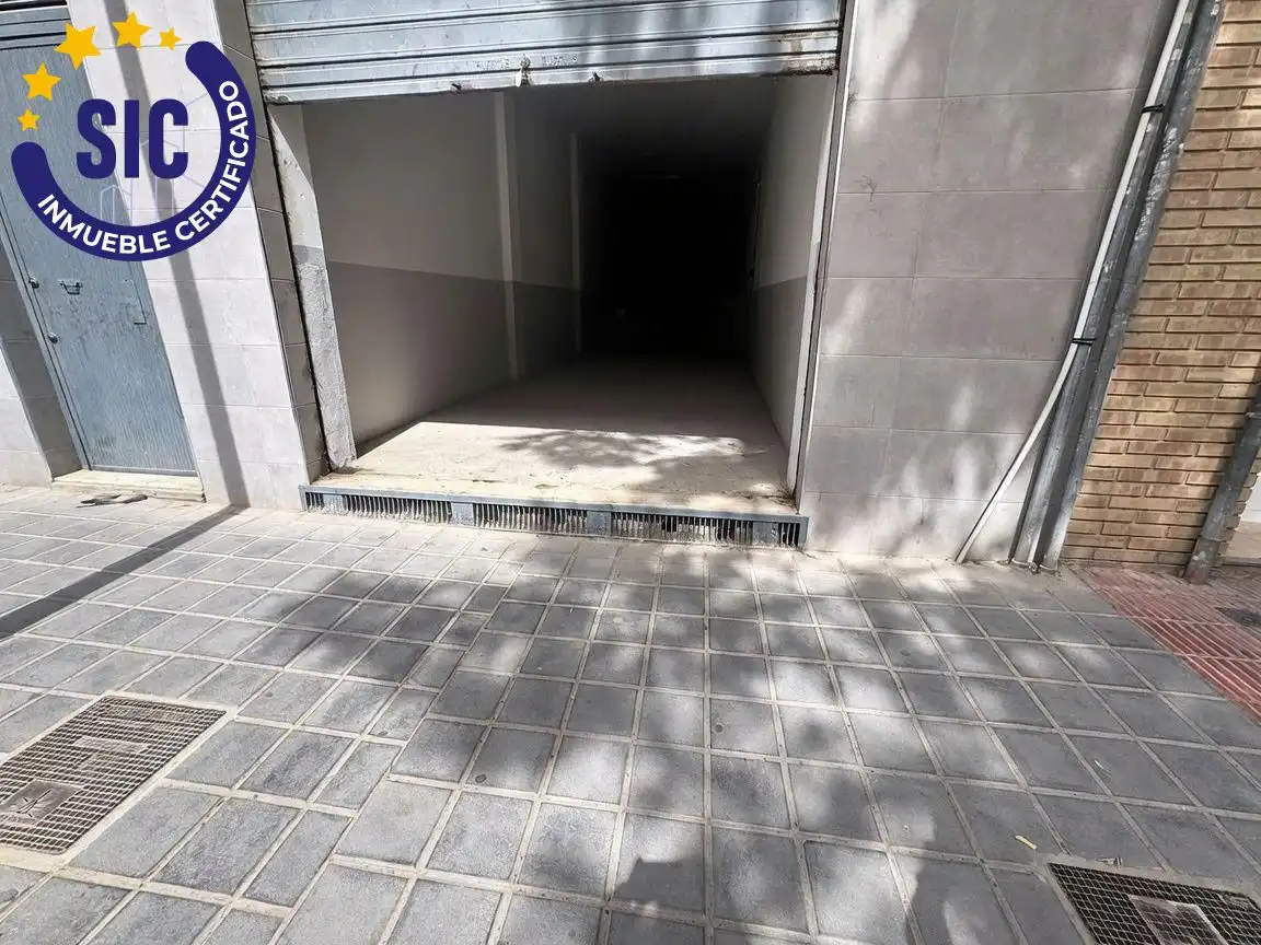 Aparcament de Local en venda en Quart de Poblet