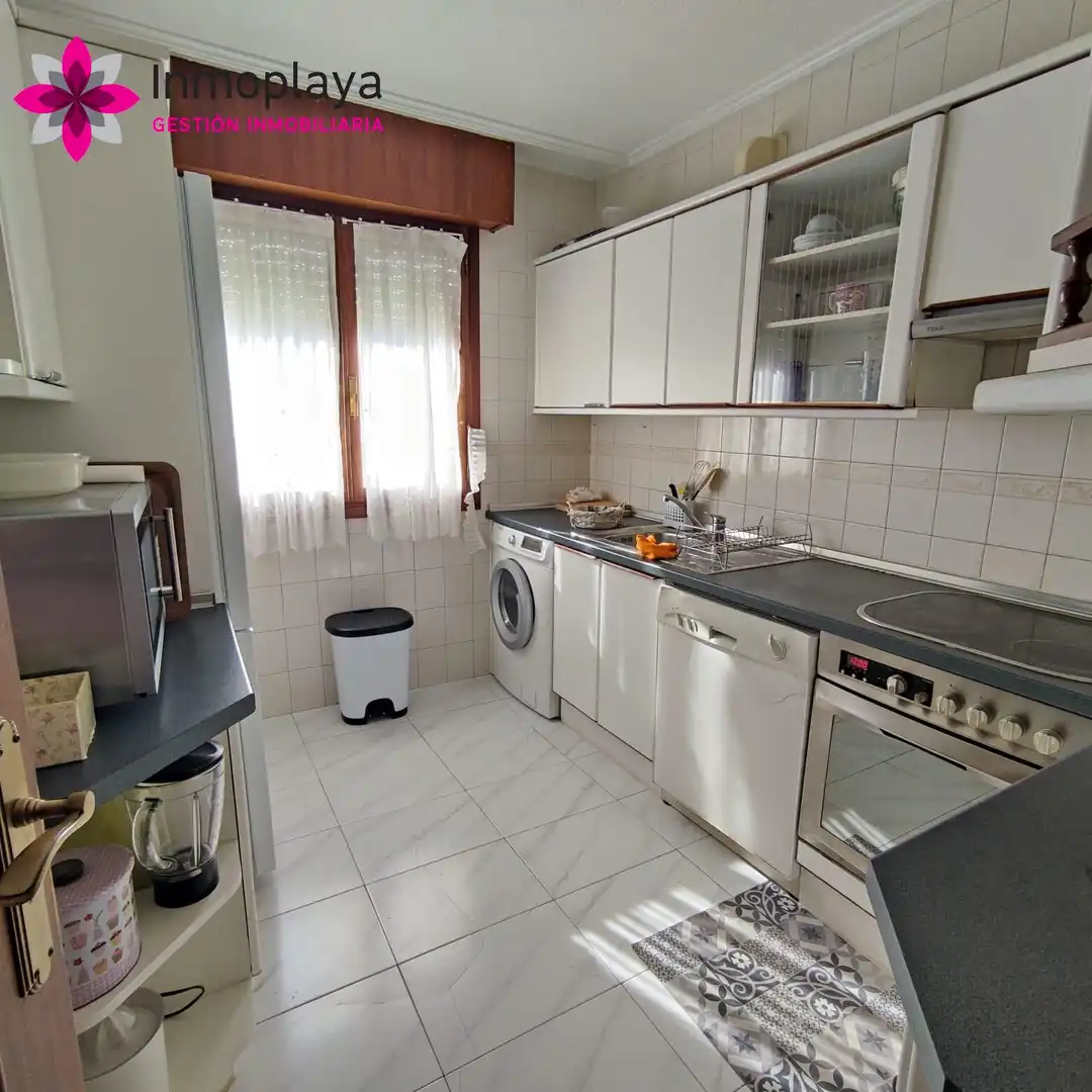 Küche von Wohnung zum Verkauf in Noja mit Heizung, Terrasse und Möbliert