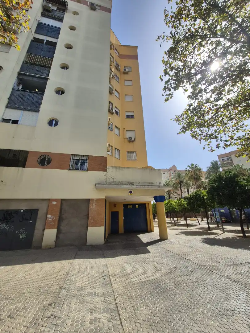 Aparcament amb ascensor en venda a Parqueflores VI Fase, imagen 3