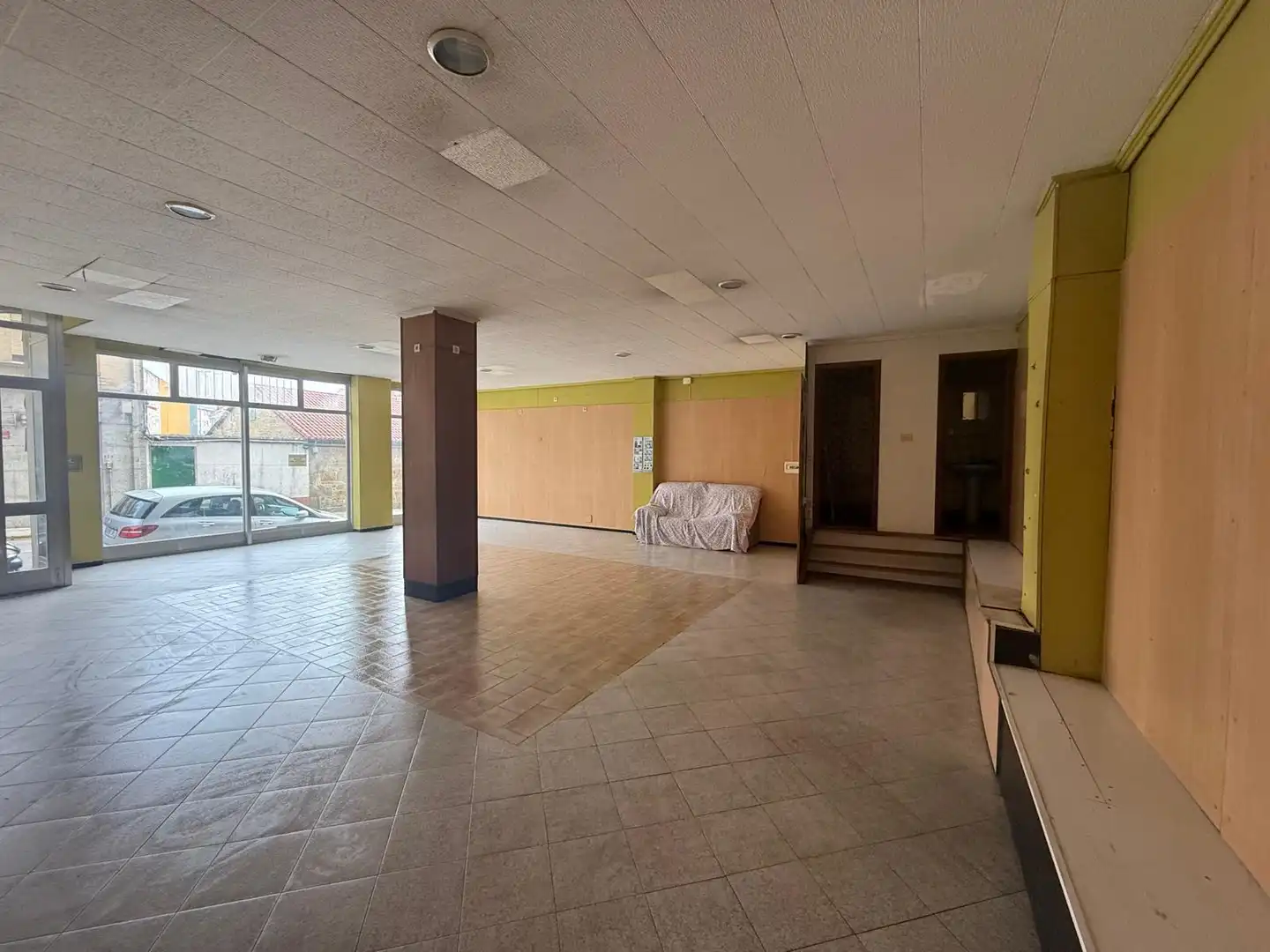 Commercial properties for sale in Boiro