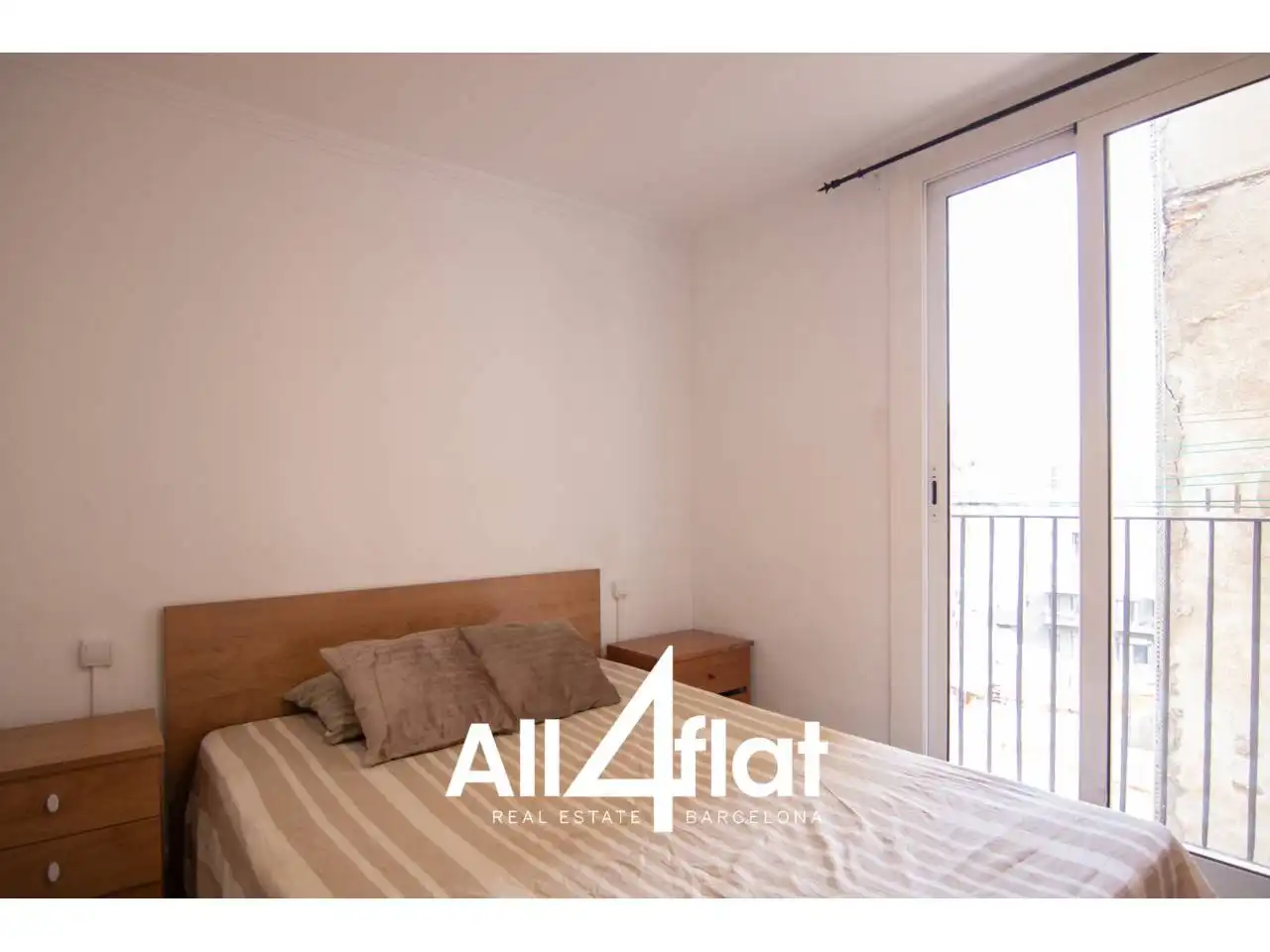 Bedroom of Flat for rent in Barcelona  with Air Conditioner, Heating and Furnished