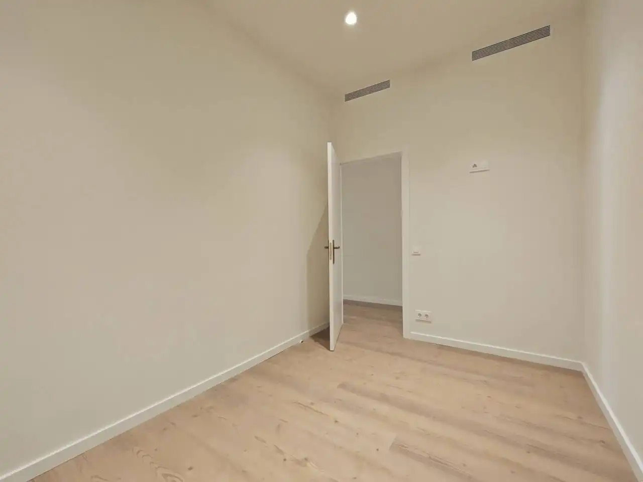 Piso de alquiler en Manresa con Aire acondicionado, Calefacción y Terraza