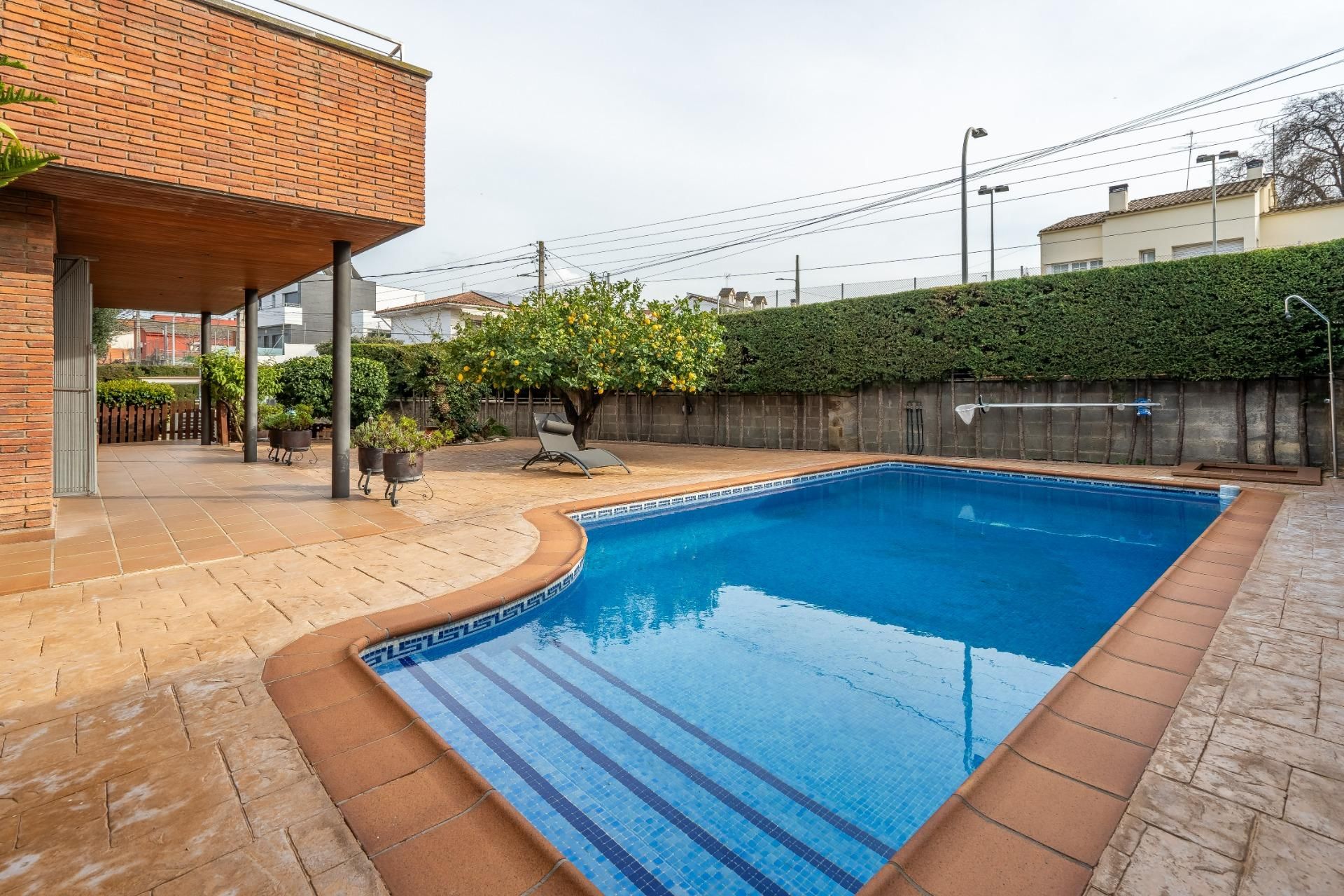 Piscina de Casa o xalet en venda en Terrassa amb Aire condicionat, Calefacció i Jardí privat