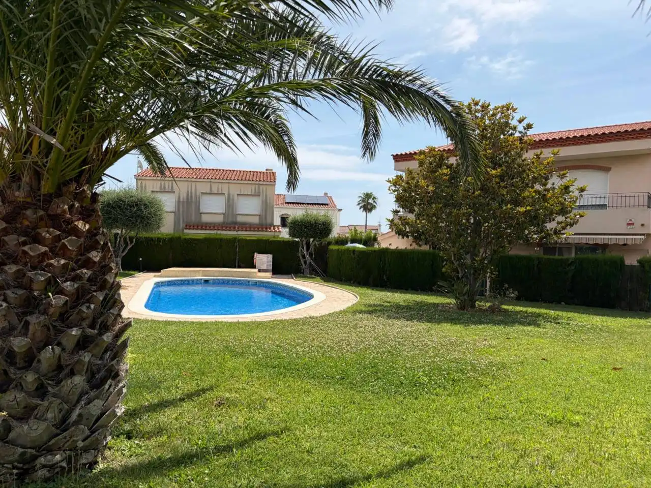 Piscina de Casa o xalet en venda en Mont-roig del Camp amb Aire condicionat, Calefacció i Terrassa