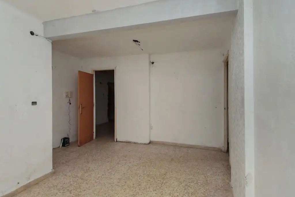 Flat for sale in C/ de Montcada, imagen 2