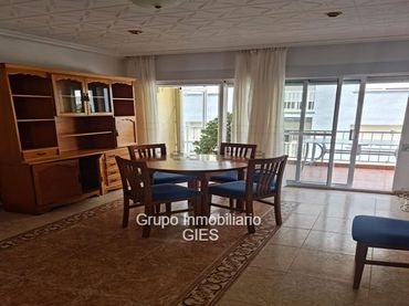 Apartamento con ascensor en venta en Calle Homero 2