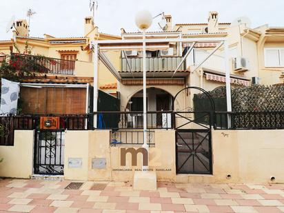 Exterior view of Single-family semi-detached for sale in Guardamar del Segura  with Terrace, Furnished and Oven