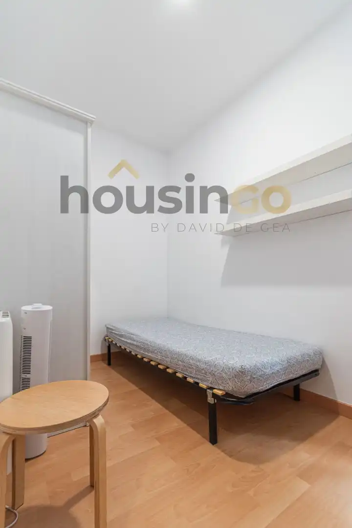 Habitación de Piso de alquiler en Madrid con Aire acondicionado, Calefacción y Amueblado