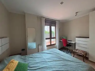 Schlafzimmer von Wohnung zum Verkauf in Gozón mit Heizung, Privatgarten und Terrasse