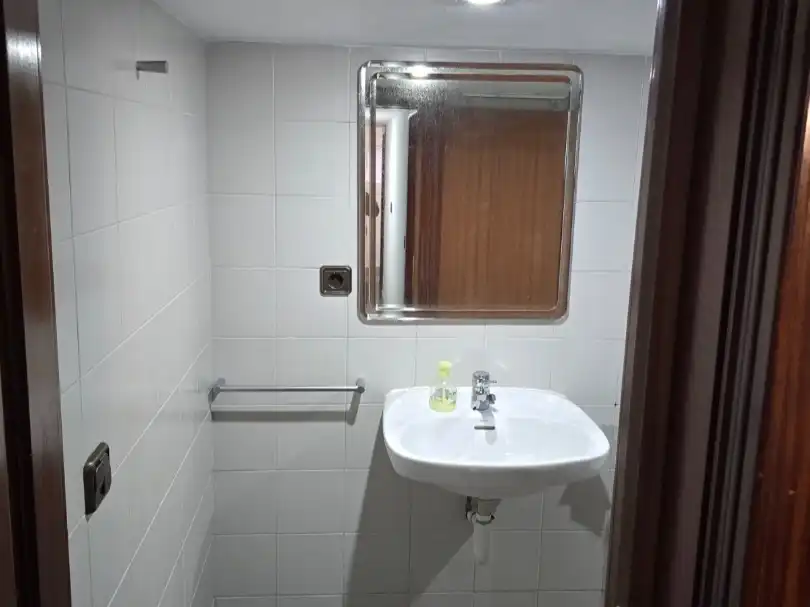 Country house with pool for sale in Camí de Pinedes Altes 13, imagen 22