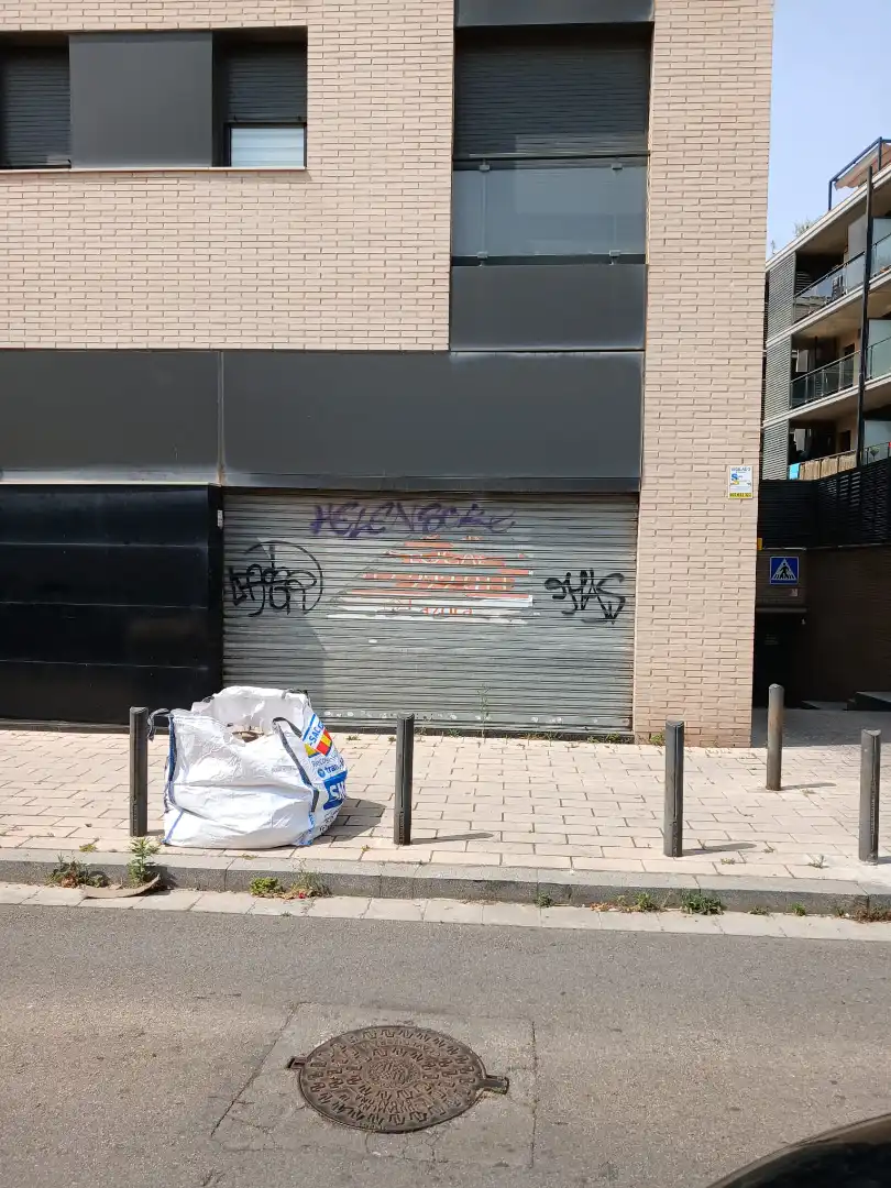 Geschaftsraum zum Verkauf in Badalona