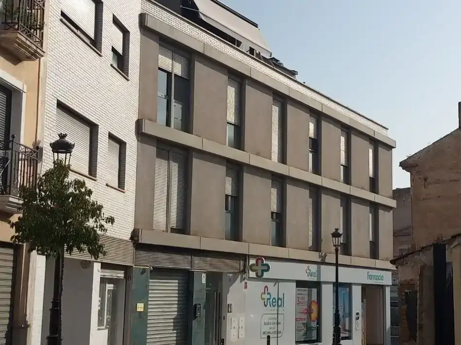 Vista exterior de Àtic en venda en Ogíjares amb Aire condicionat, Terrassa i Balcó