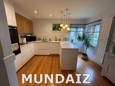 Pis amb jardí en venda a Intxaurrondo