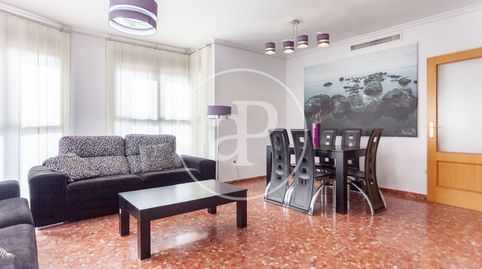Photo 2 of Flat for rent in Carrer José Capuz, Centro - Ambulatorio, Paiporta