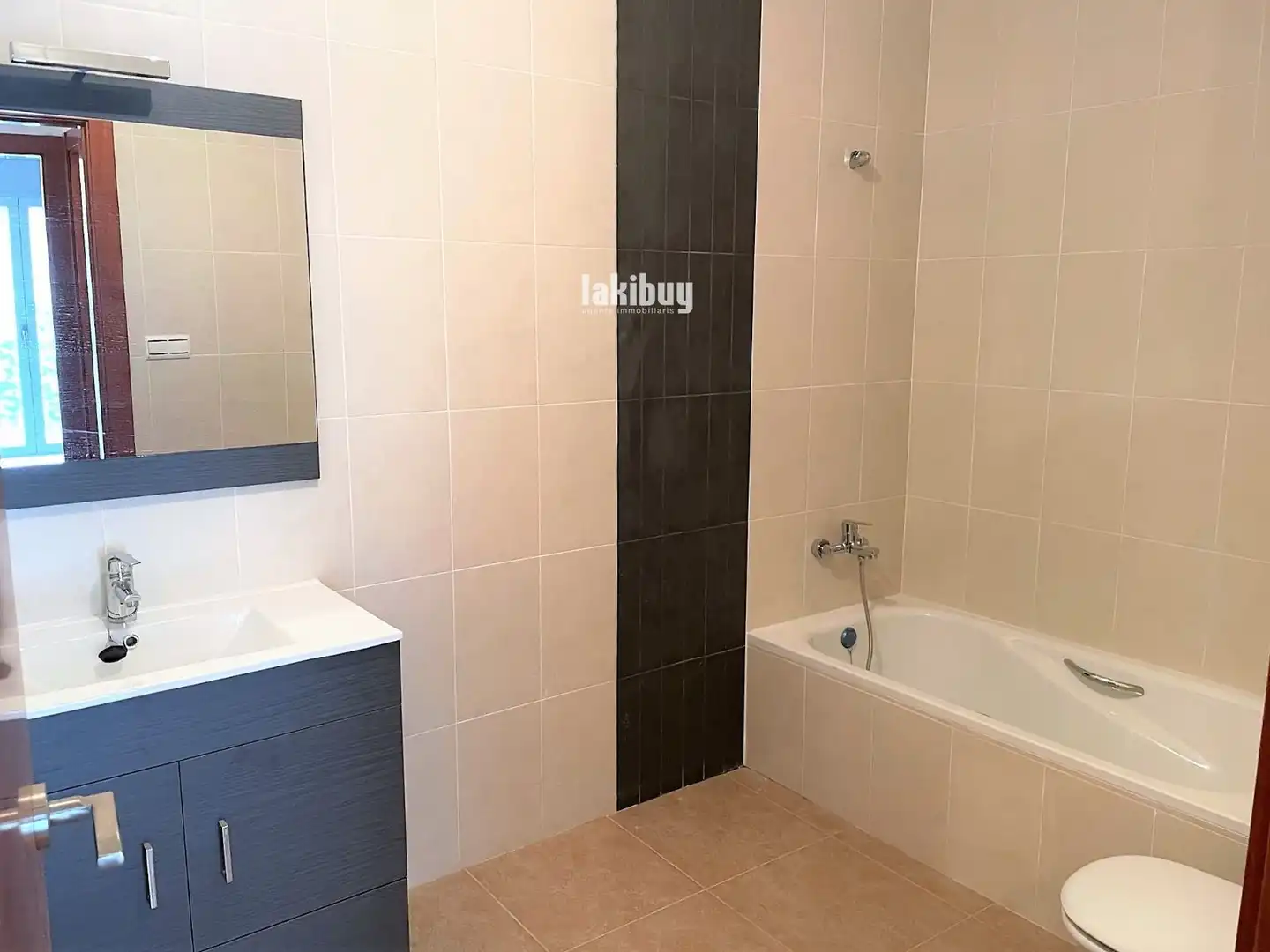 Piso con terraza en venta en Roca del Cudós, imagen 5