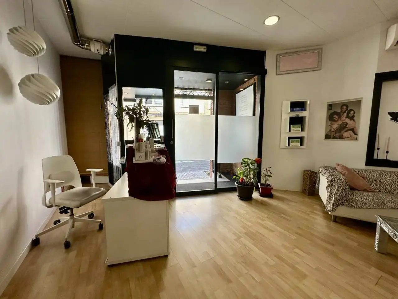 Local comercial en traspaso en Calle Montserrat 54, imagen 9