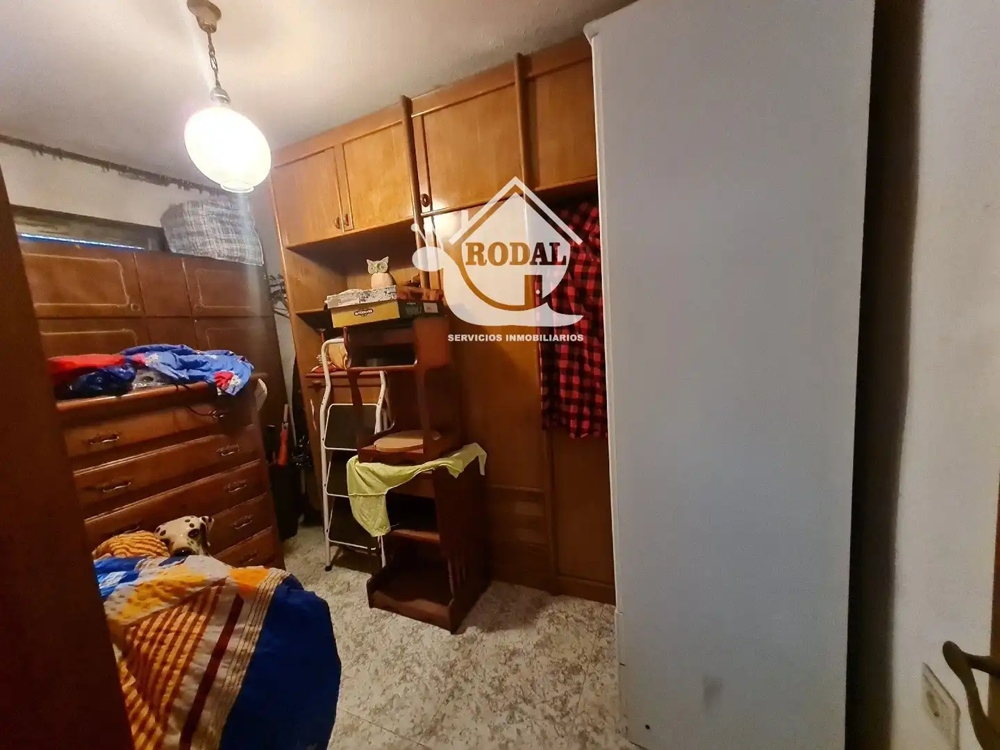 Habitación de Piso en venta en Almería con Calefacción, Amueblado y Horno