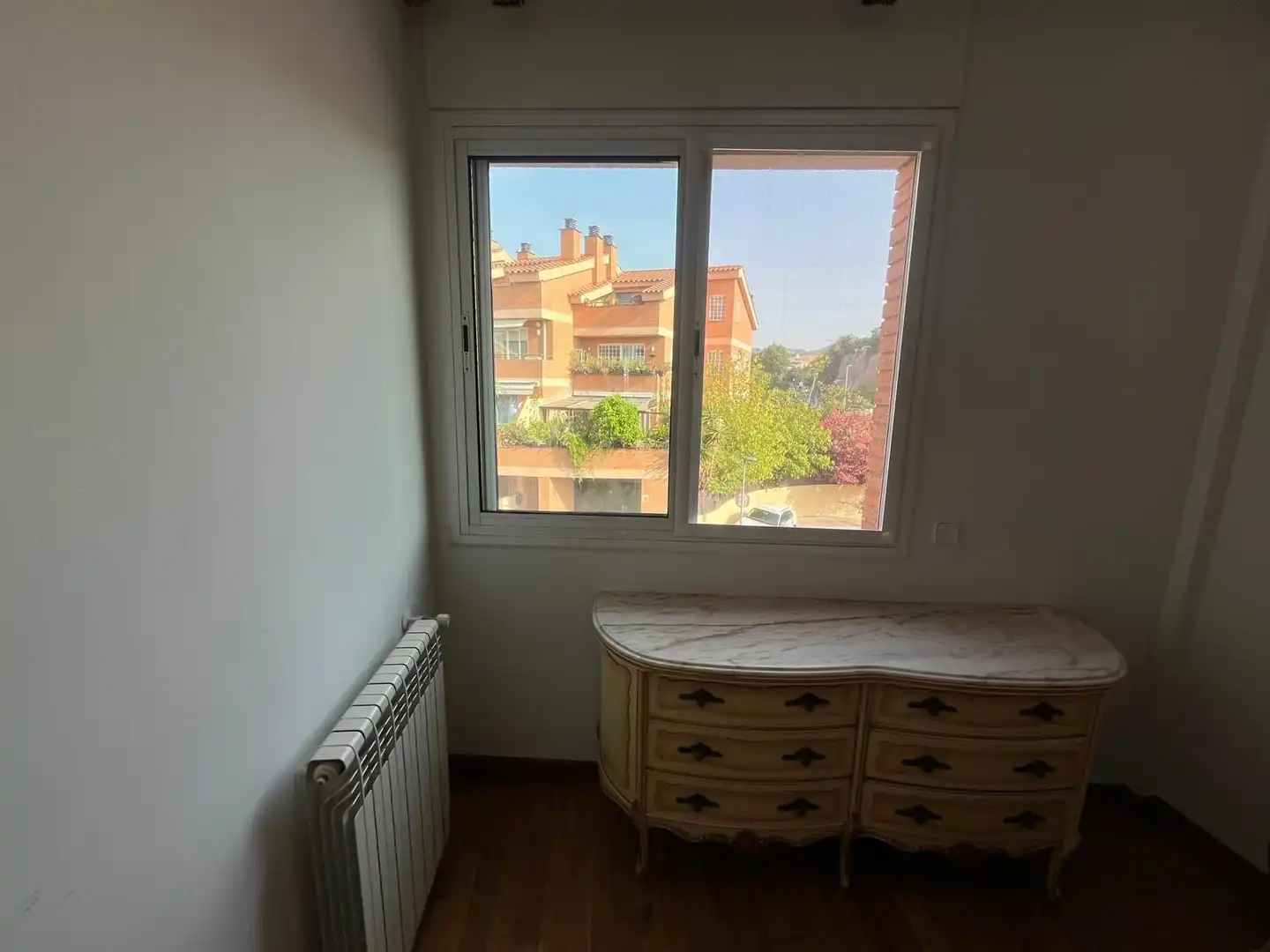 Dormitori de Casa adosada en venda en El Masnou amb Aire condicionat, Calefacció i Jardí privat