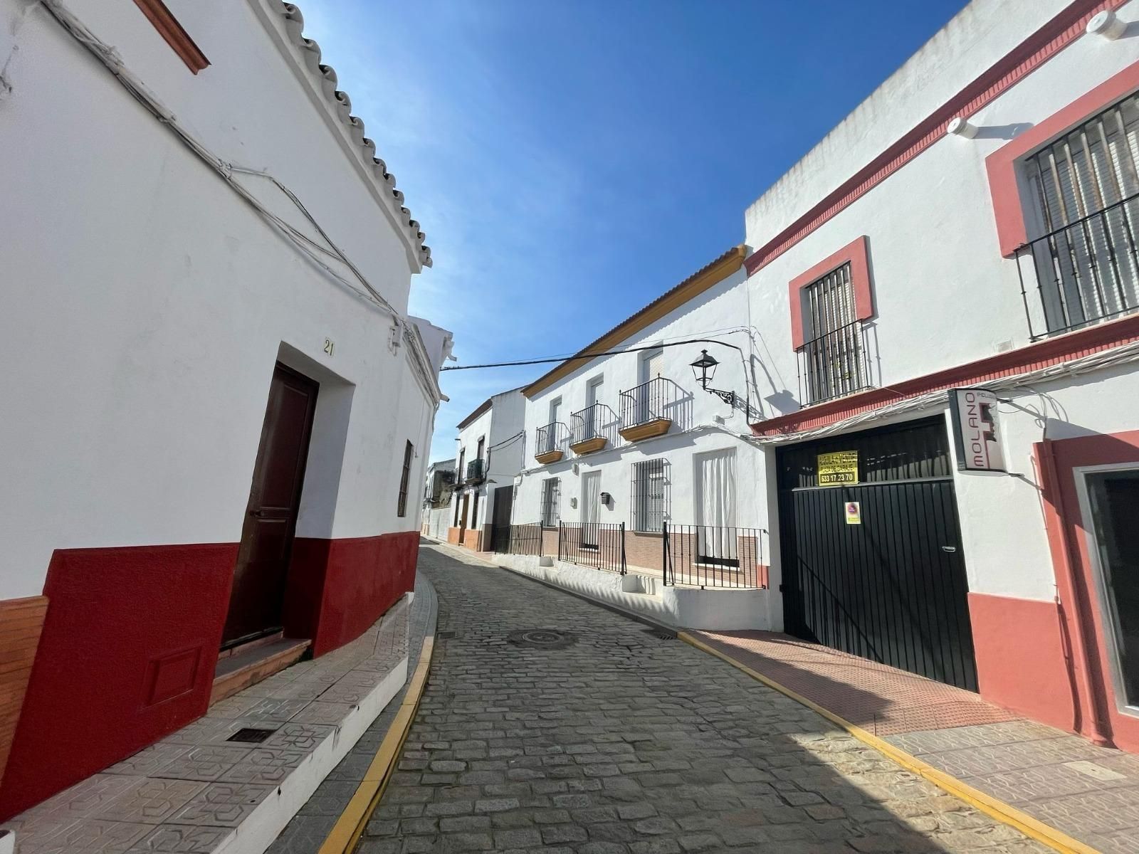 Garage for sale in Villanueva del Ariscal