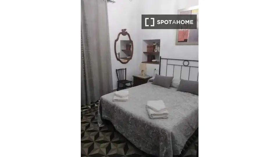 Dormitori de Apartament per a compartir en Encinasola amb Aire condicionat, Terrassa i Moblat