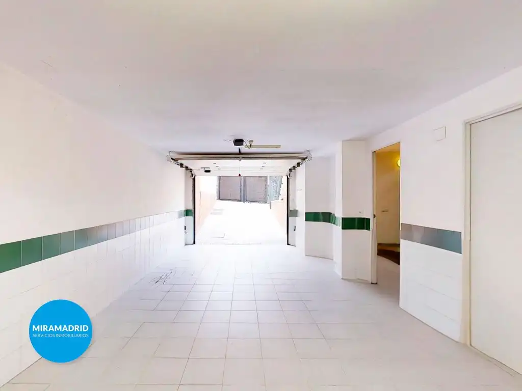 Detached homes for sale in Paracuellos de Jarama  with Air Conditioner and Swimming Pool