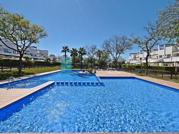 Baixos amb piscina en venda a Condado de Alhama