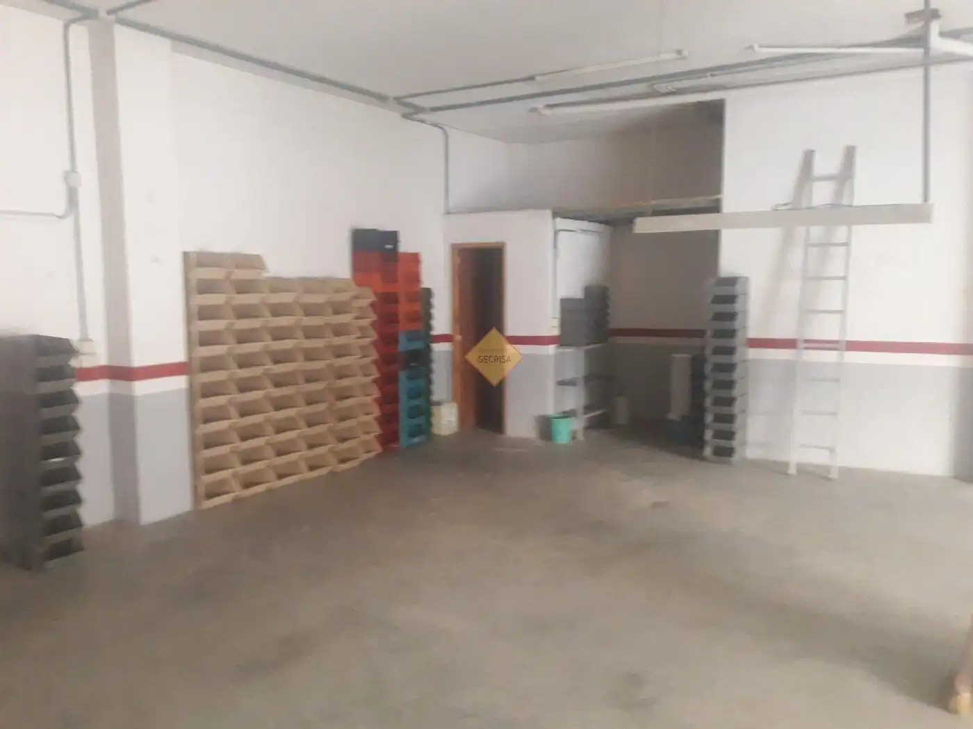 Local en venta en Burjassot