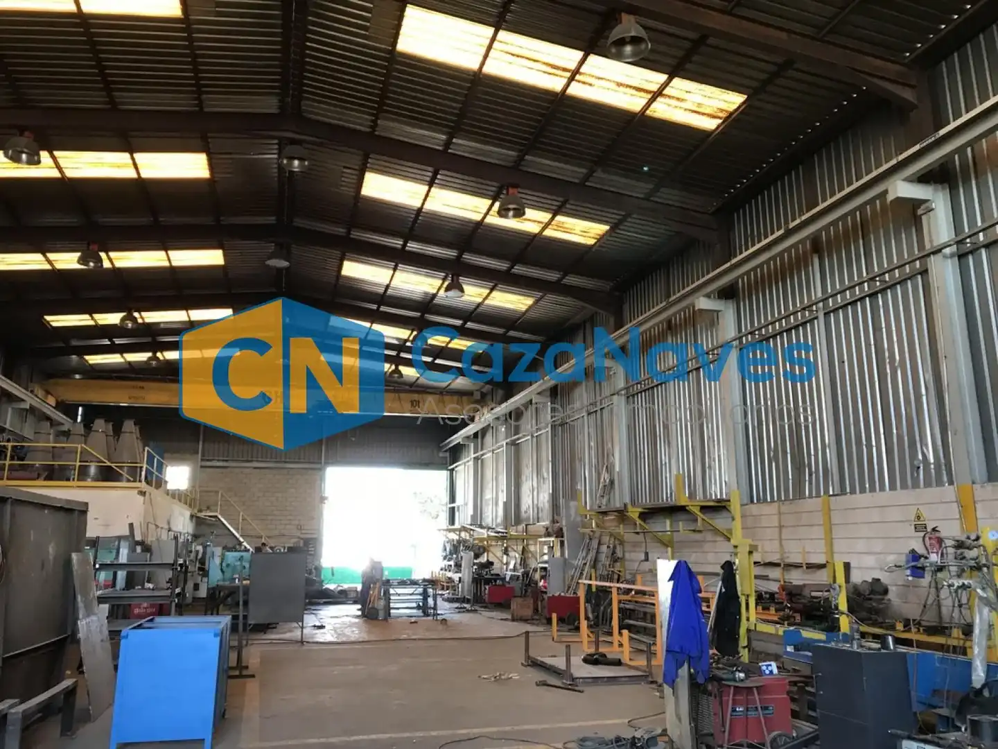 Nave industrial en venta en Velilla de San Antonio, imagen 2