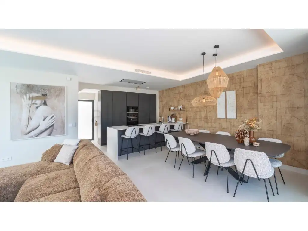 House with pool for sale in Calle Pecana, imagen 18