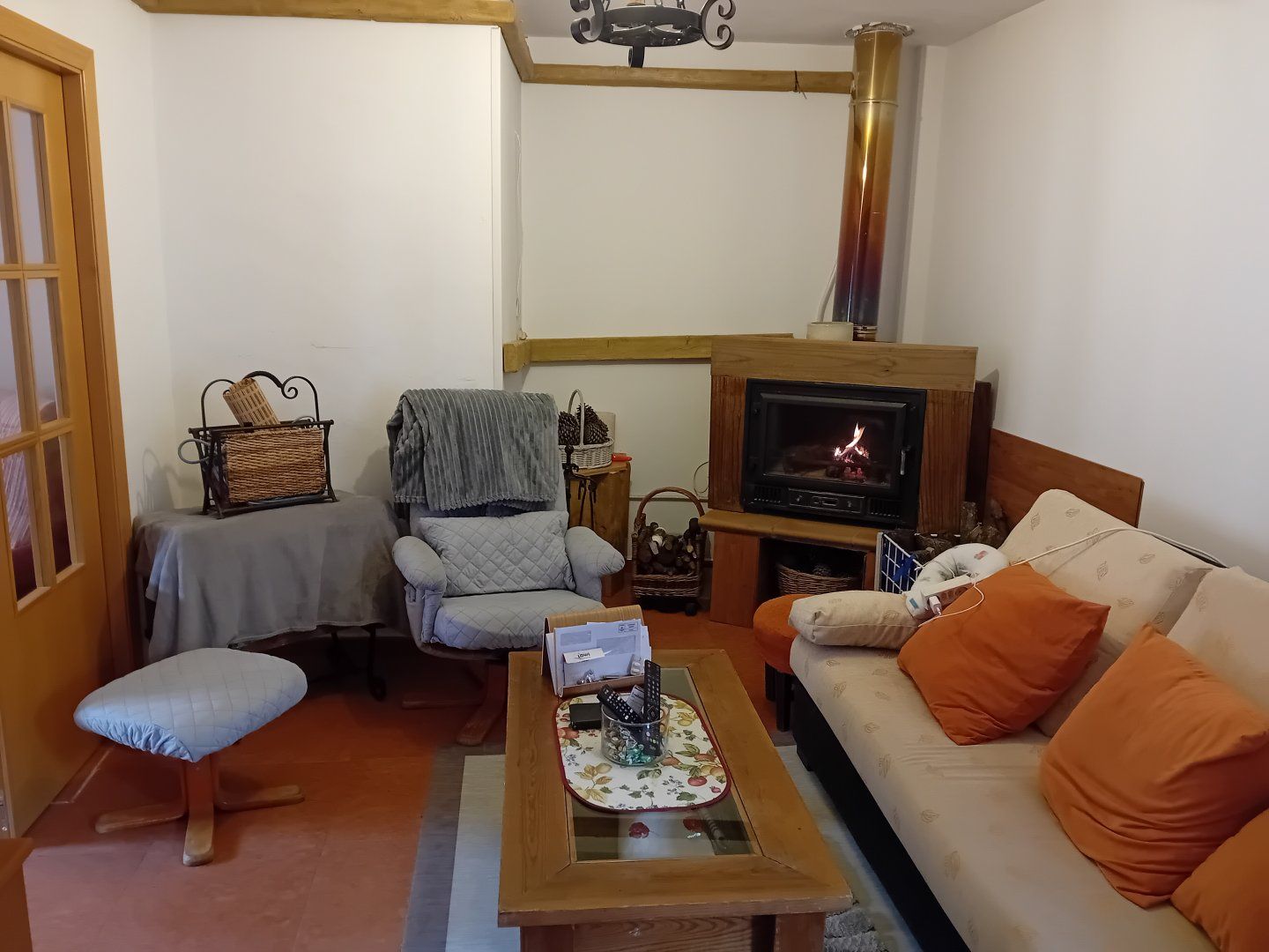 Sala d'estar de Finca rústica en venda en Viso del Marqués amb Calefacció, Terrassa i Moblat