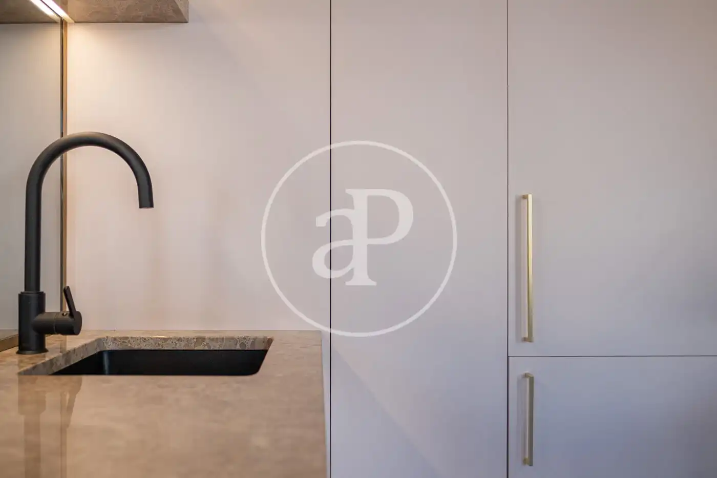 Piso de alquiler en C. del Consell de Cent, Dreta de l'Eixample