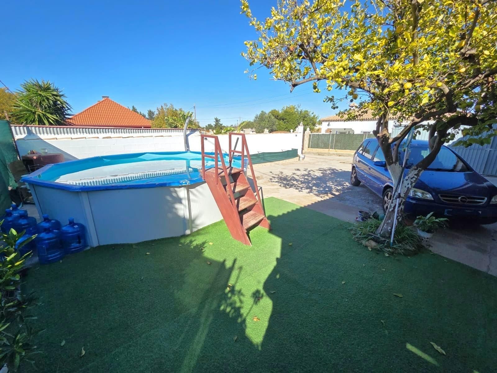 Piscina de Casa o xalet en venda en Chiclana de la Frontera