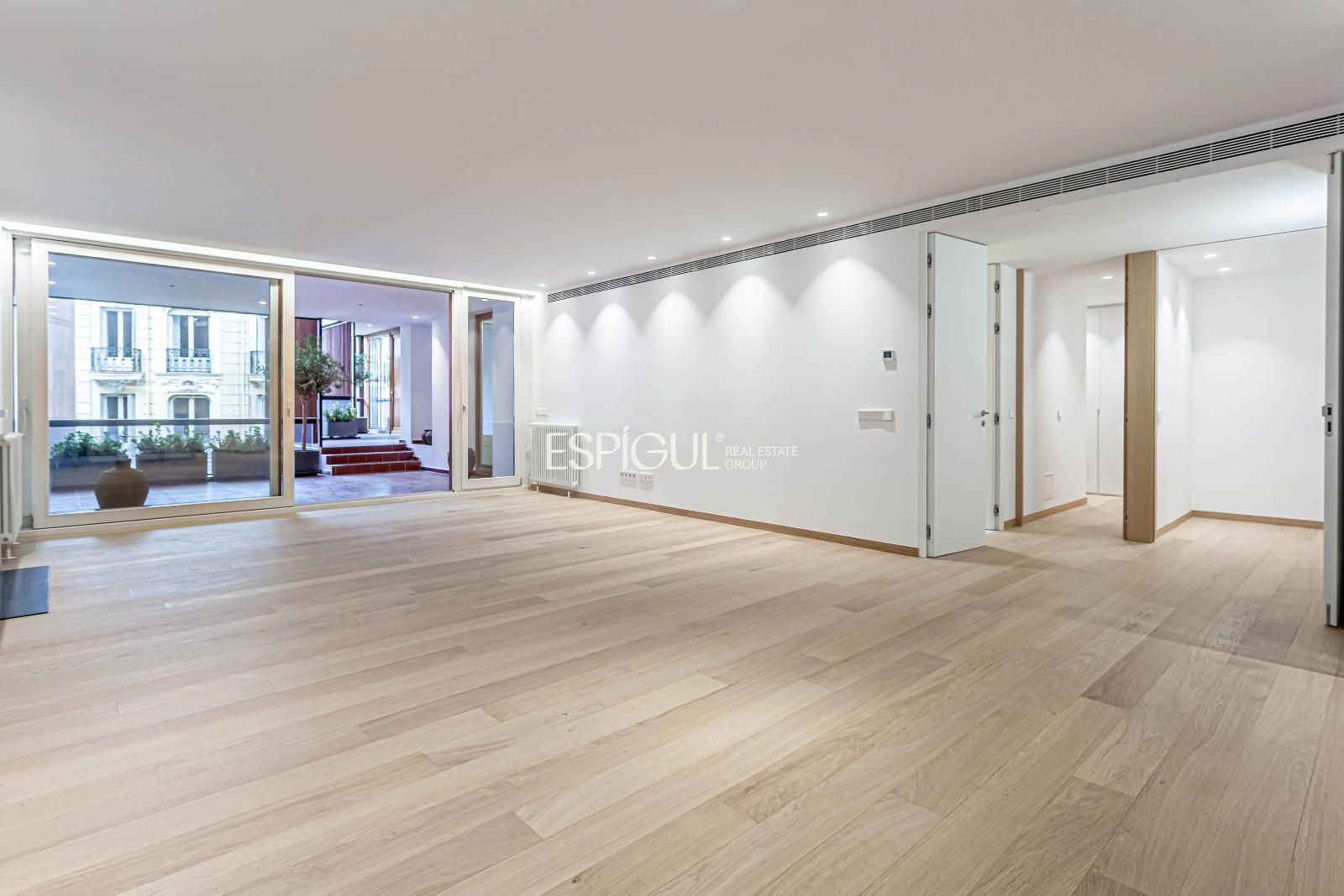 Piso en venta en  Madrid Capital con Aire acondicionado, Calefacción y Terraza