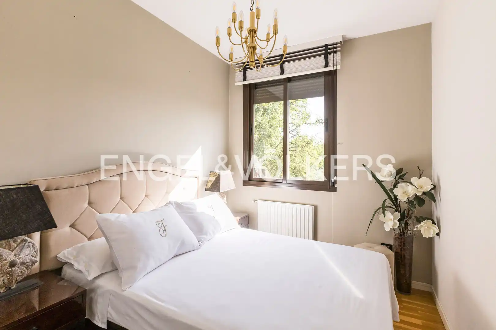 Habitación de Piso en venta en Madrid con Calefacción, Parquet y Terraza