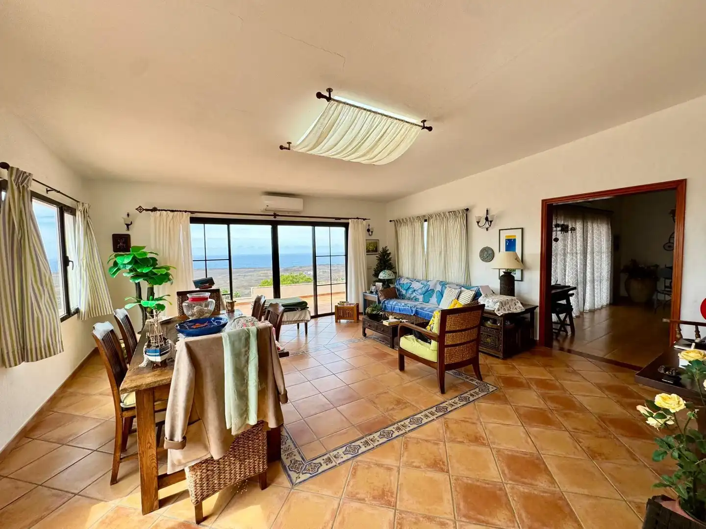 Wohnzimmer von Haus oder Chalet zum Verkauf in Yaiza mit Privatgarten