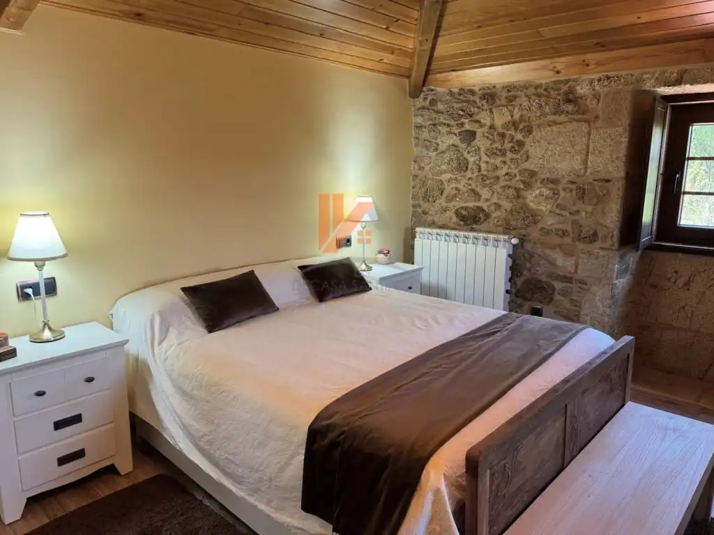 Habitación de Casa o chalet en venta en A Estrada  con Jardín privado, Horno y Balcón