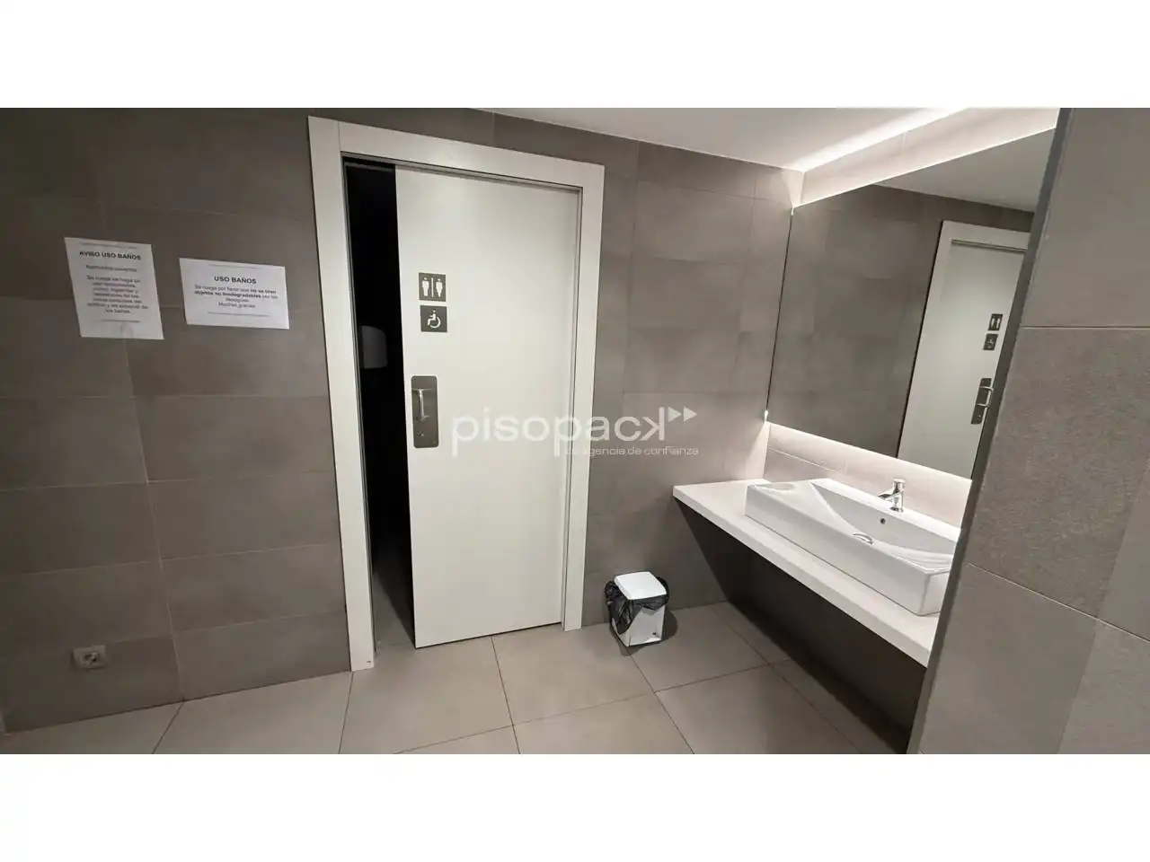 Office space with lift for sale in Calle Emilio Arrieta, imagen 20