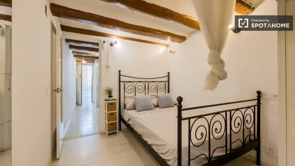 Habitación de Piso de alquiler en Barcelona con Aire acondicionado, Calefacción y Amueblado