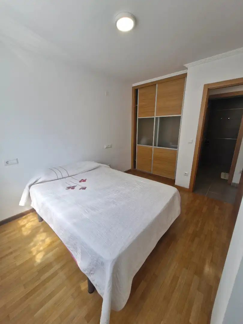 Schlafzimmer von Wohnung zum Verkauf in Foz mit Heizung, Terrasse und Abstellraum