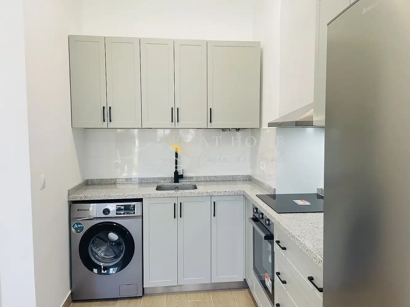 Cuina de Apartament en venda en Torrox amb Terrassa i Forn
