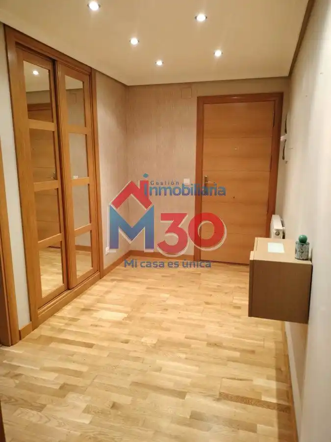 Habitación de Piso en venta en Miranda de Ebro con Calefacción, Terraza y Trastero