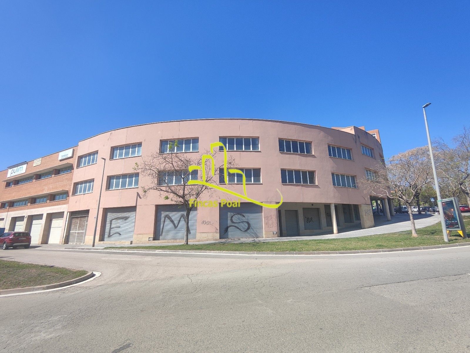 Exterior view of Office for sale in Santa Coloma de Cervelló